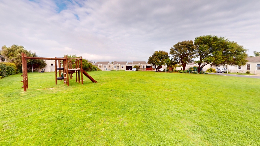 2 Bedroom Property for Sale in Onverwacht Western Cape